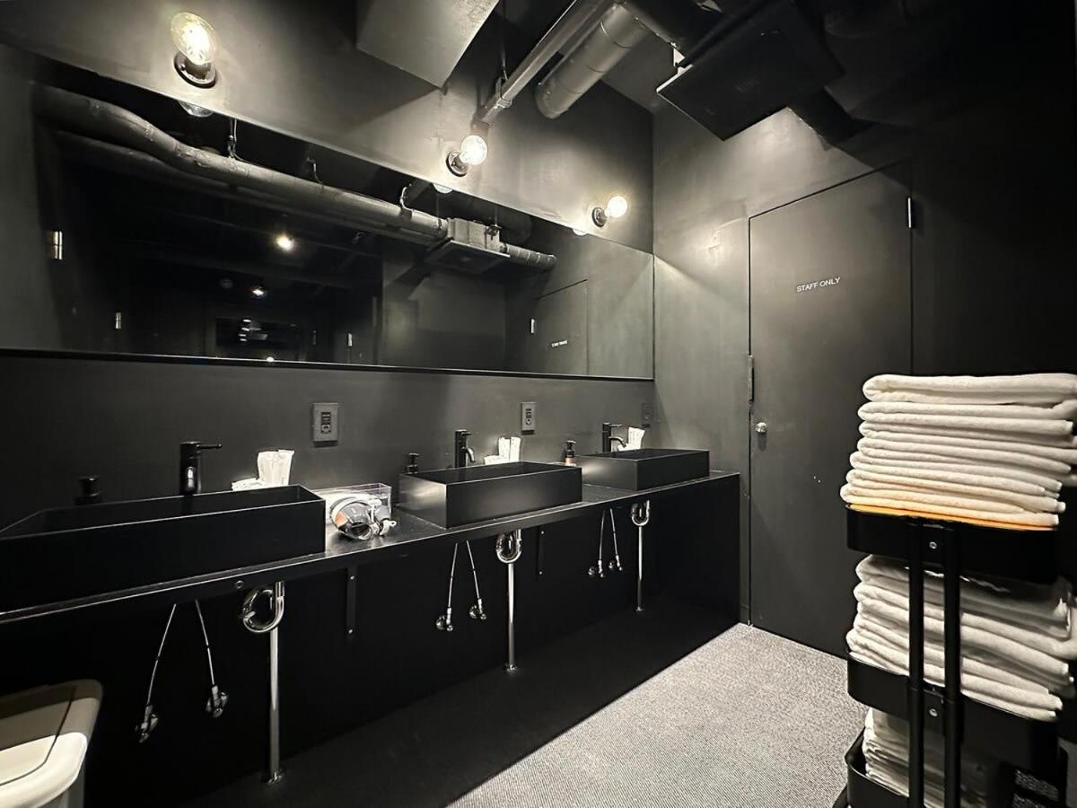 Bhotel New Small Hotel - Hondori Shopping Arcade Hiroshima Exterior photo