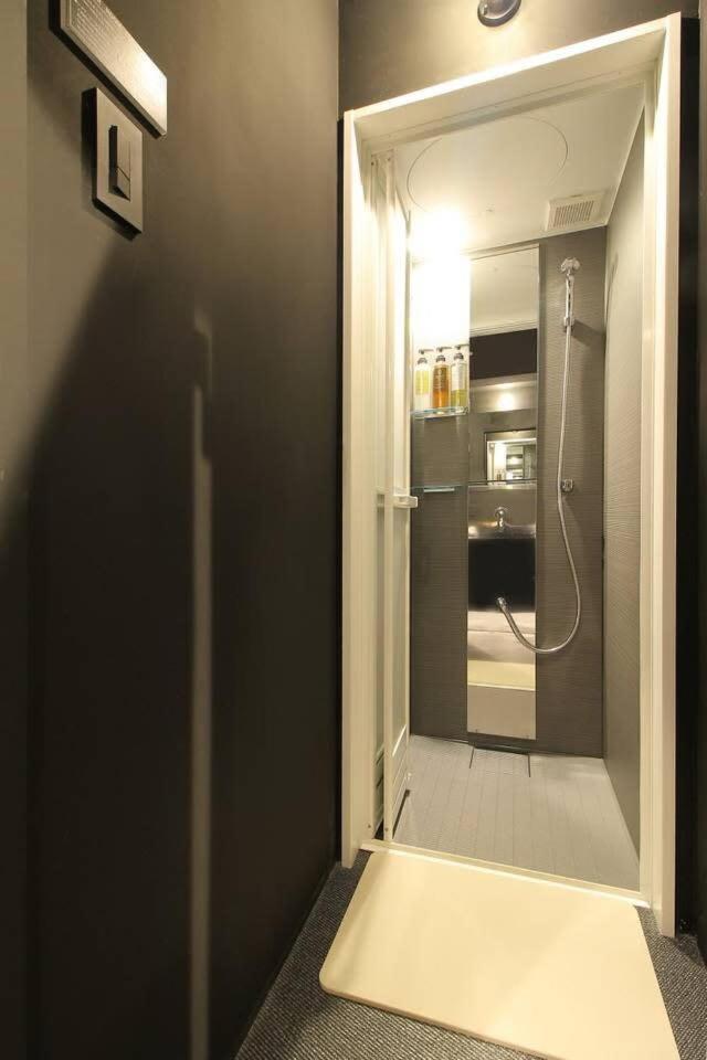 Bhotel New Small Hotel - Hondori Shopping Arcade Hiroshima Exterior photo