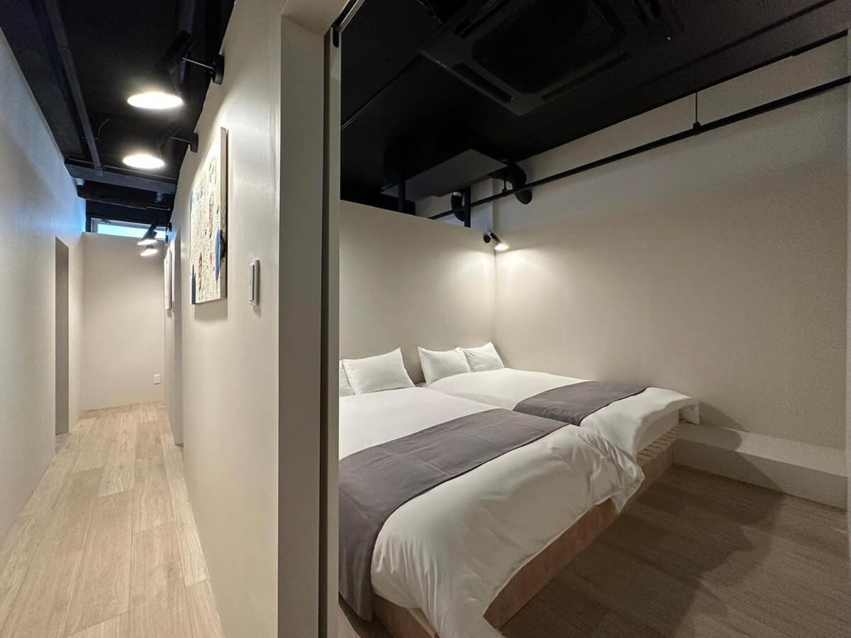 Bhotel New Small Hotel - Hondori Shopping Arcade Hiroshima Exterior photo